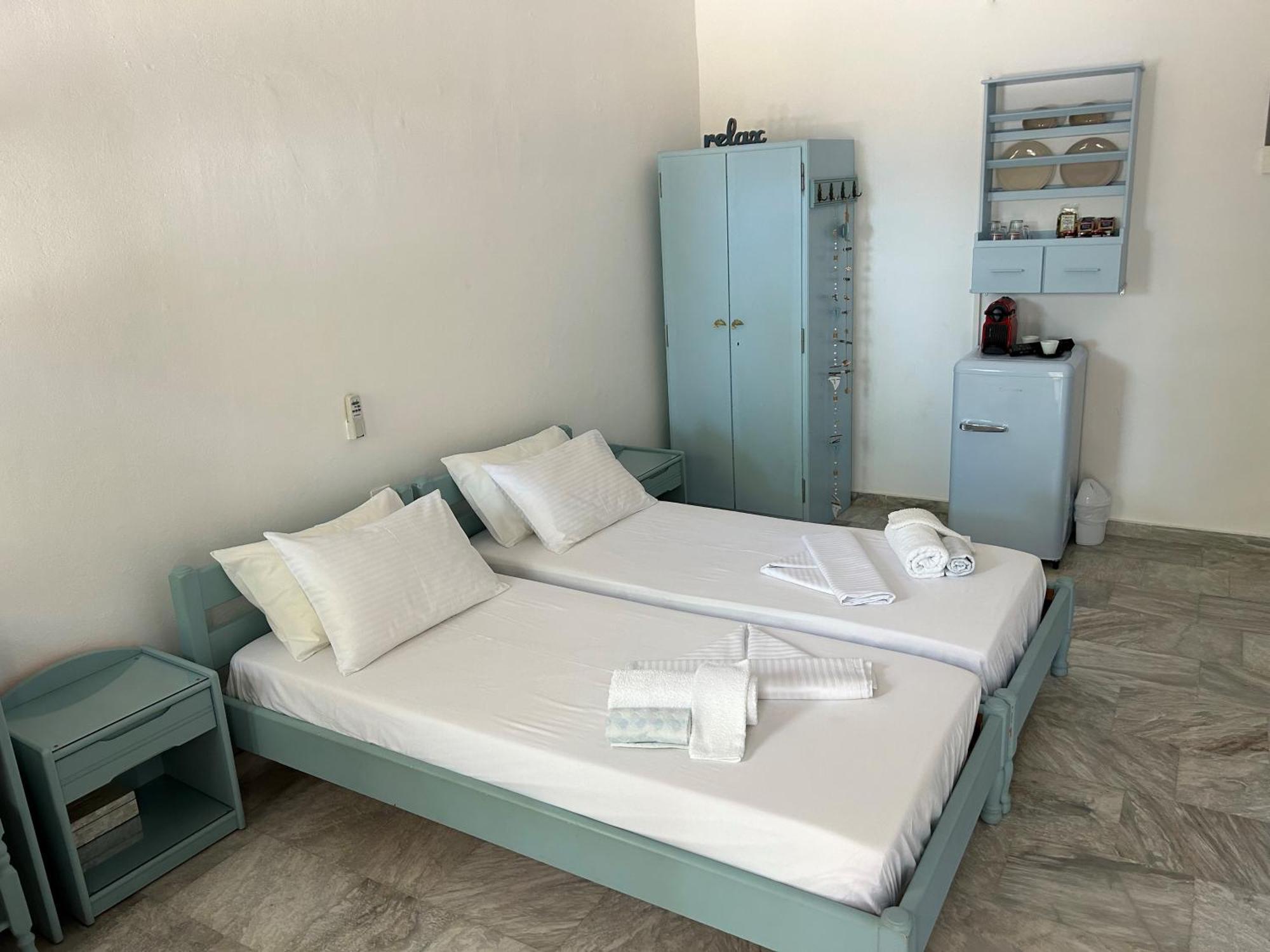Kyma Studios Livadi  Buitenkant foto